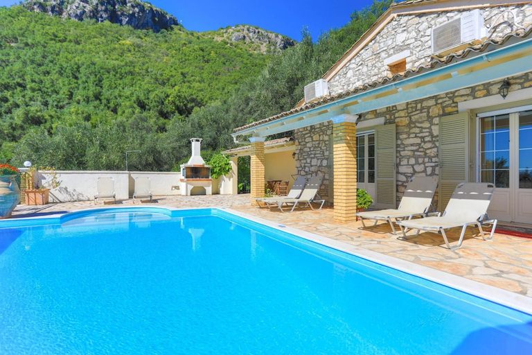 Room 5, Viilla Kefalaki Superb Sceneries and Views Private Pool, Ionian Islands
