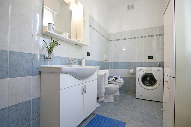 Room 4, Villa Mimosa - Appartamento 1, Brescia