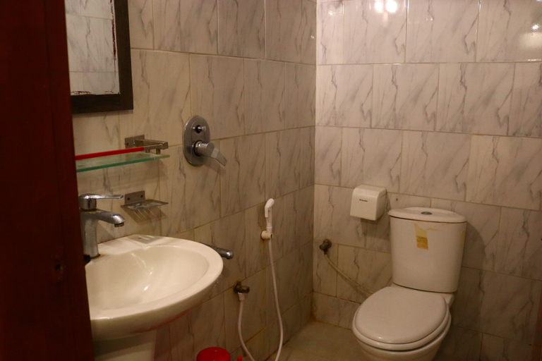 Bathroom 4, Hotel Marina International Ltd, Dhaka