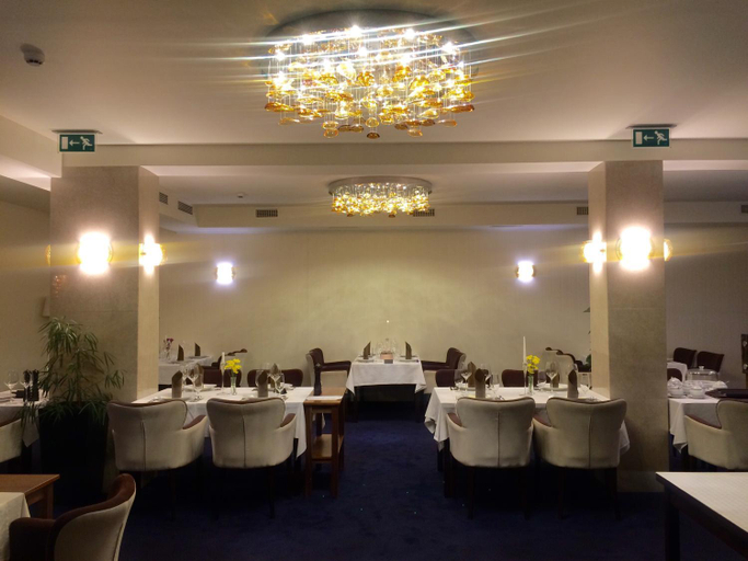 Food & Drinks 3, WELLNESS HOTEL LOWE, Pieštany