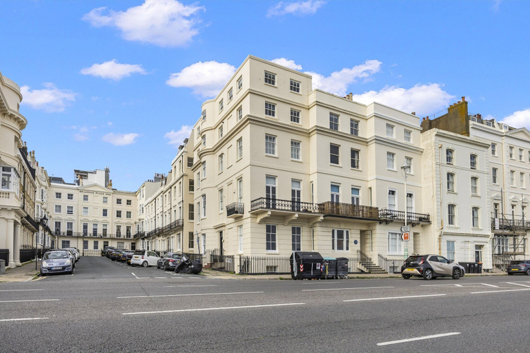 Exterior & Views 2, The Cheeky Chappie By My Getaways, Brighton and Hove