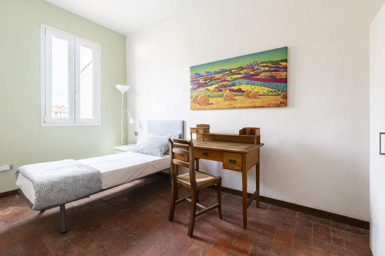 Bedroom 5, Servi 39 - Innocenti, Florence