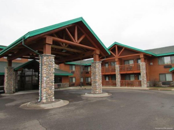 Exterior & Views 2, Shell Lake Lodge, a Travelodge by Wyndham, Washburn