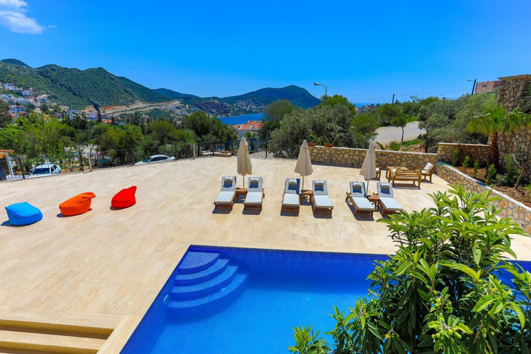 Room 5, Villa Eos in Kalkan With 3 Bedrooms and 4 Bathrooms, Kaş