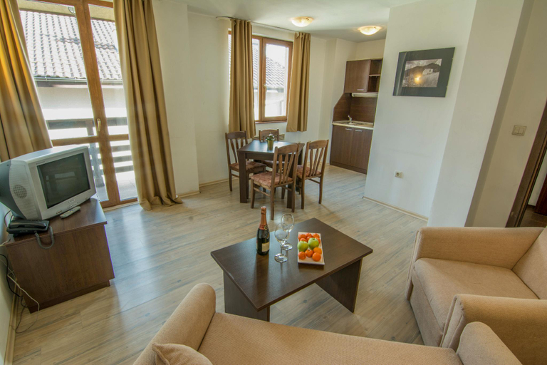 Others 3, Banderitsa Apartment in Bansko with queen size bed and kitchen n5181, Bansko