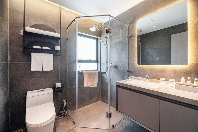 Bathroom 4, Argo Pattaya Resort and Villas, Pattaya