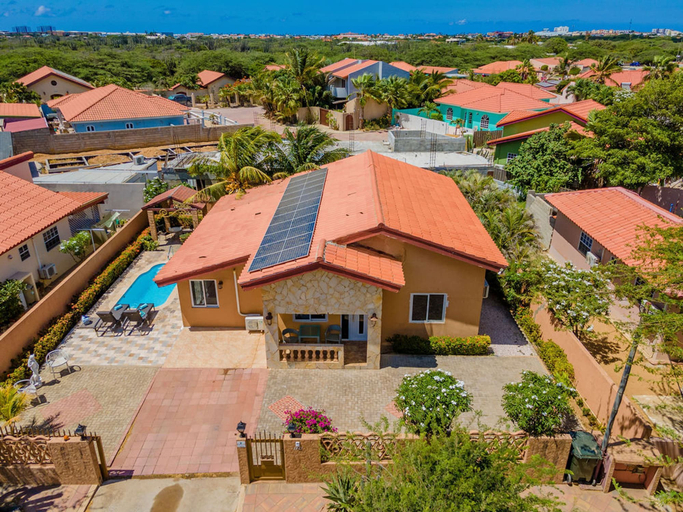 Exterior & Views 2, Cozy 1br1ba w Private Pool Patio Close 2 Beach