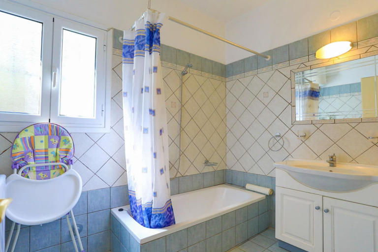 Bathroom 4, Villa Joanna in, Ionian Islands