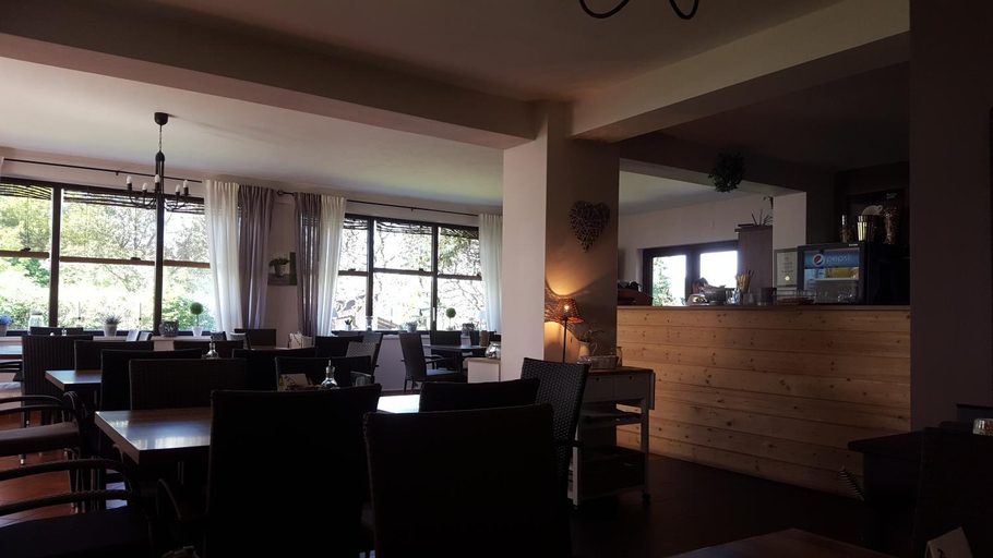 Food & Drinks 4, Pohoda na Radosti, Plzeň - sever