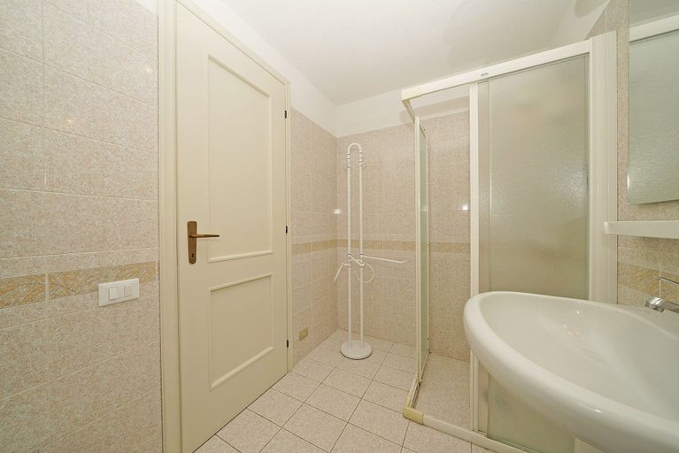 Bathroom 5, Villetta Bucaneve - Locz, Brescia