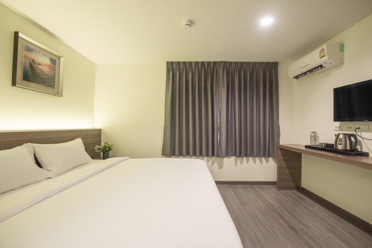 Bedroom 8