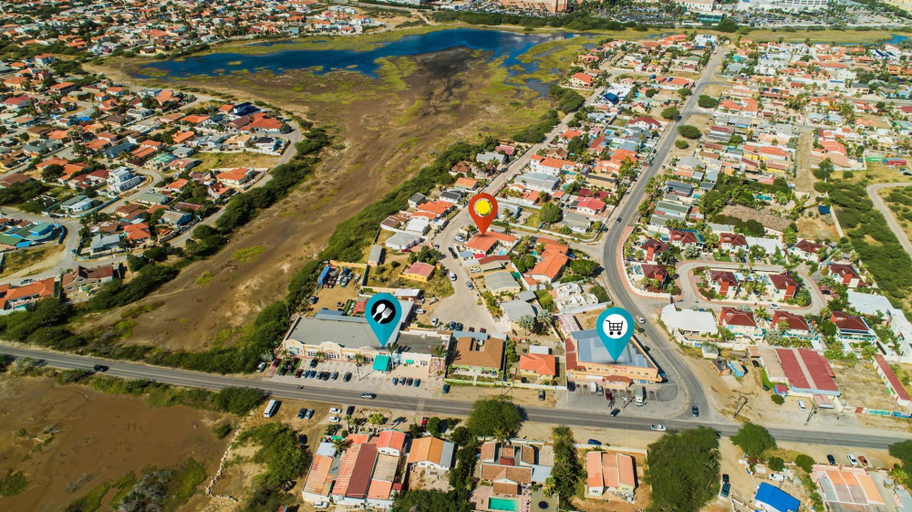 Exterior & Views 2, Spacious 7BR 6BA Villa 2 Pools Walktobeach