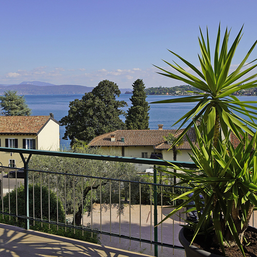 Room 3, Blu View Apartment in Salo, Brescia