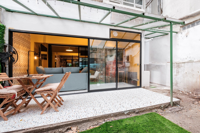Exterior & Views, Flat w Jacuzzi and Backyard 6 min to Kadikoy Coast, Kadıköy