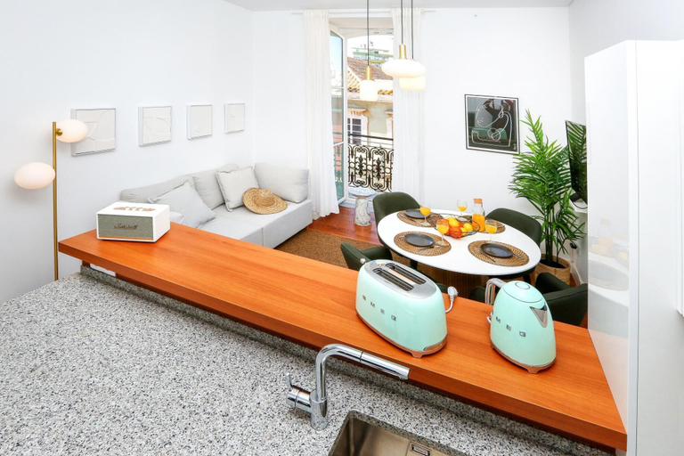Others 5, Offline Mood Apartment, Faro