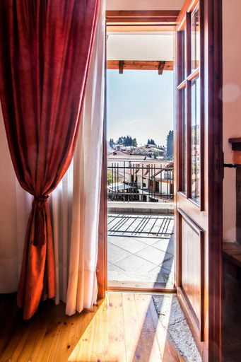 Others 5, Hotel Dryades, Thessaly