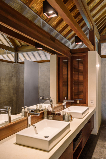 Bathroom 21
