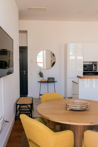 Others 2, President Pais Apartment, Faro
