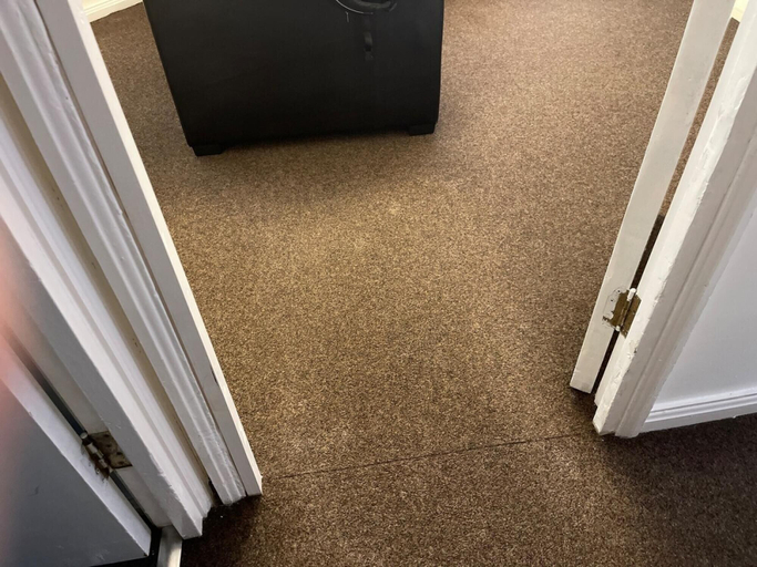 Room 4, Princess Gardens Liverpool Accessible - Infinity, Sefton