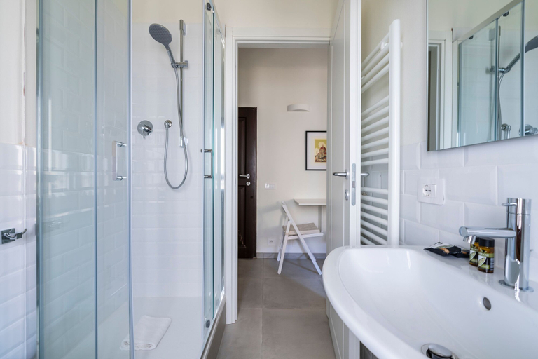 Room 5, Pinzochere 16 in Firenze, Florence