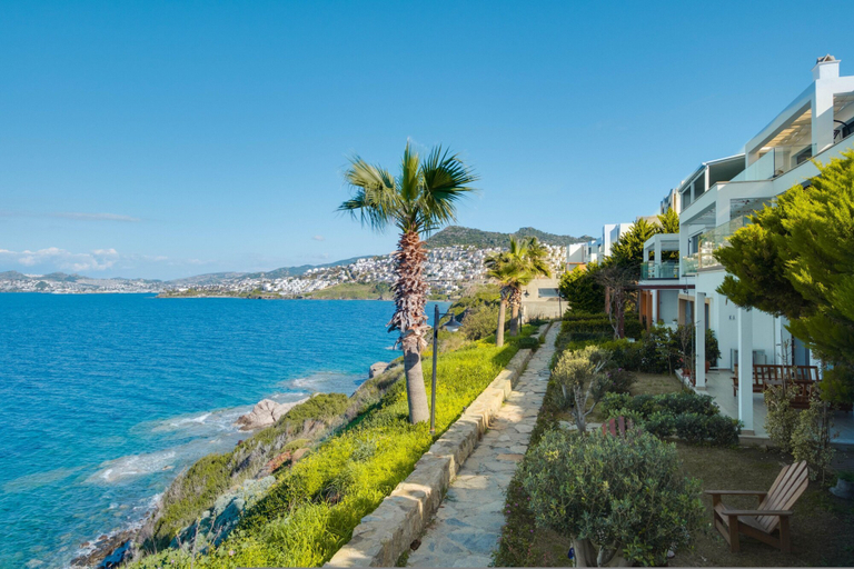 Others 3, Luxury Waterfront House 9 min to Yalikavak Marina, Bodrum