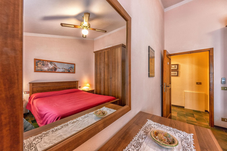 Room 3, Villa Querceto With Pool e Tennis Private, Arezzo
