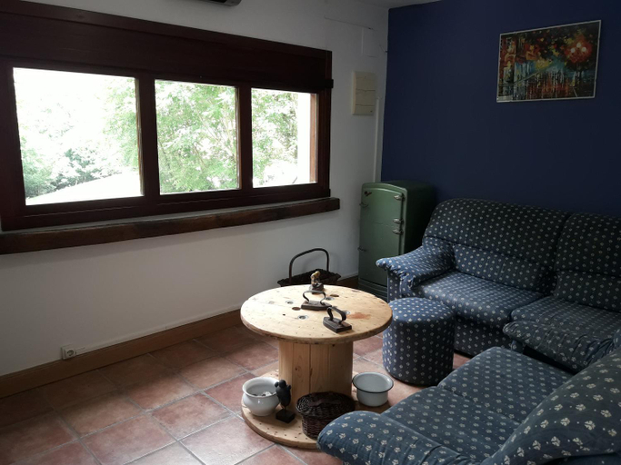 Others 5, Albergue Casa Txakainlo, Navarra