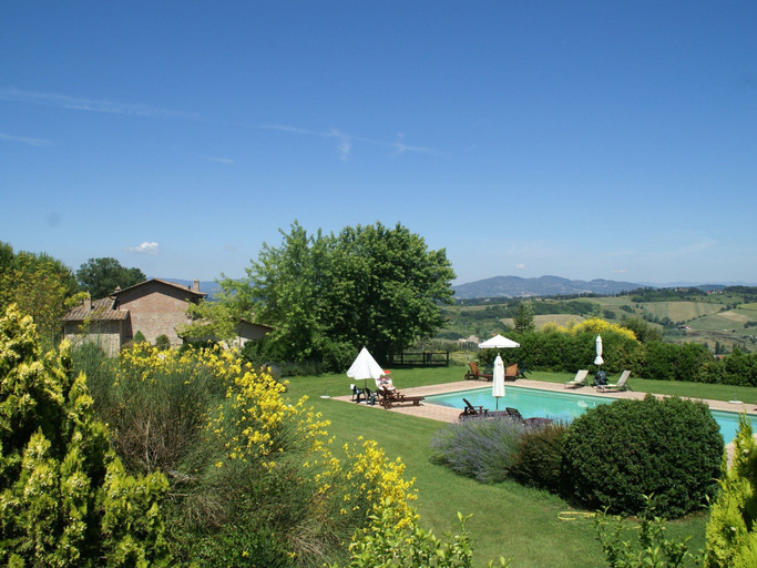 Garden 5, Holiday Home in Montone With Pool, Perugia
