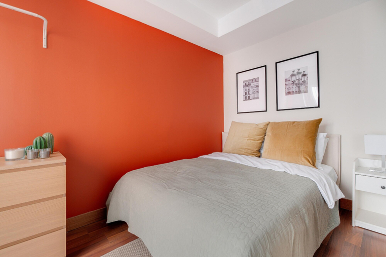 Room 2, Luxury Residence 5 min to Metro in Sisli Bomonti, Şişli