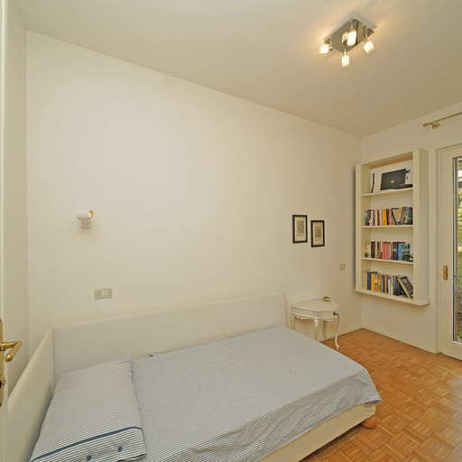 Room 5, Blu View Apartment in Salo, Brescia