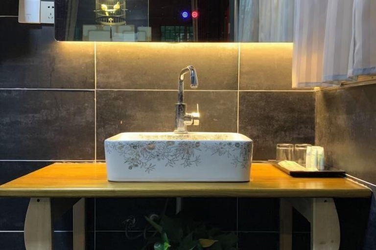 Bathroom, PingYao DeShengLou Hotel, Jinzhong