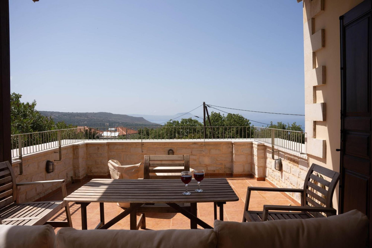 Room 5, Villa Lotus, Crete