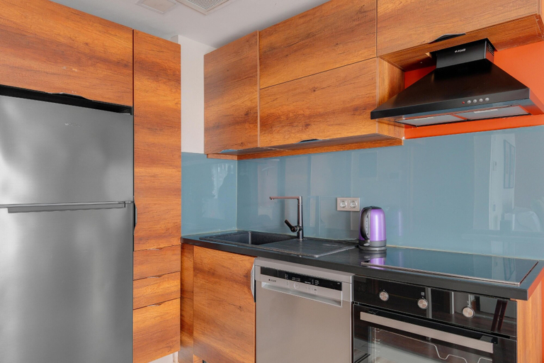 Room 4, Luxury Residence 5 min to Metro in Sisli Bomonti, Şişli