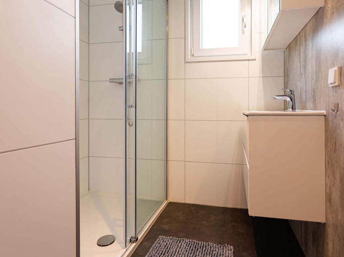 Bathroom, Modern Chalet With Dishwasher, Nieuwerkerk aan den IJssel