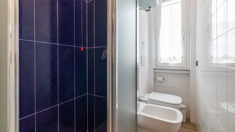 Bathroom 2, Italianway - Tofane 33, Milano