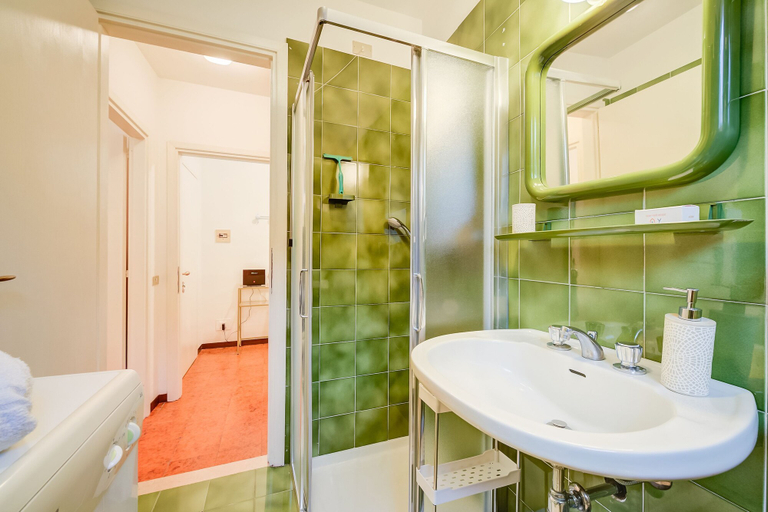 Room 4, Franka House Fantastic Lake View, Brescia