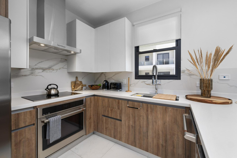 Others 5, Modern NEW 2br2ba Condo w Pool Resort Amenities