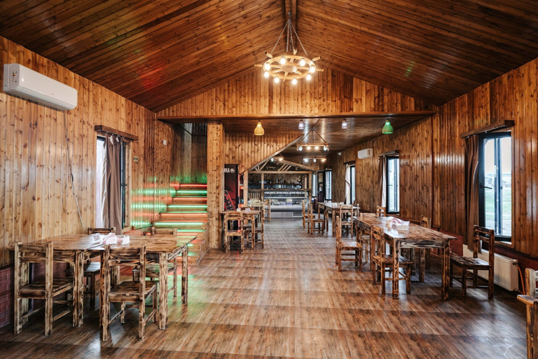 Food & Drinks 4, Bungalow, Tbilisi