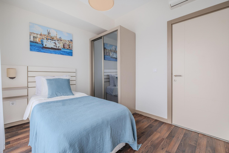 Room 2, Residence Near Commerce Center and Istanbul Mall, Bağcılar