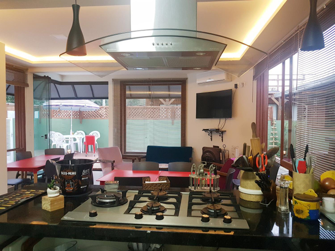 Food & Drinks, Vila Figueiredo das Donas - Suite Espaco Gourmet, Bombinhas