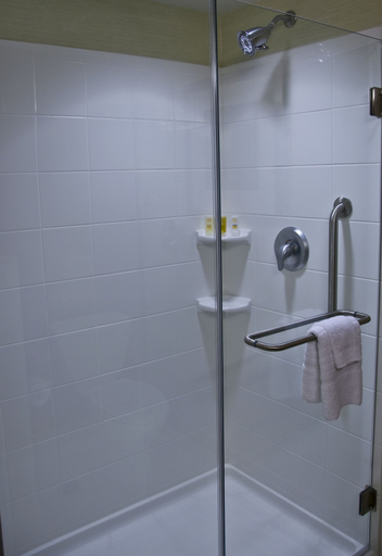 Bathroom 3, Courtyard by Marriott Owensboro, Daviess