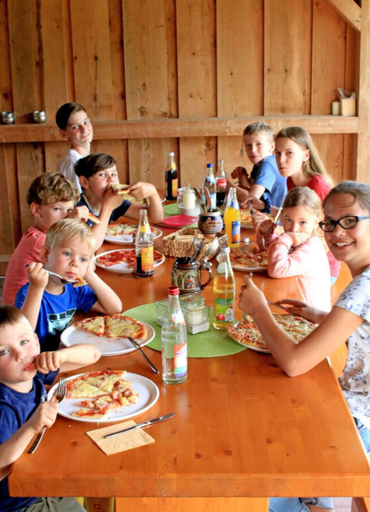 Dining 4, Attractive Apartment in Bavaria, Deggendorf
