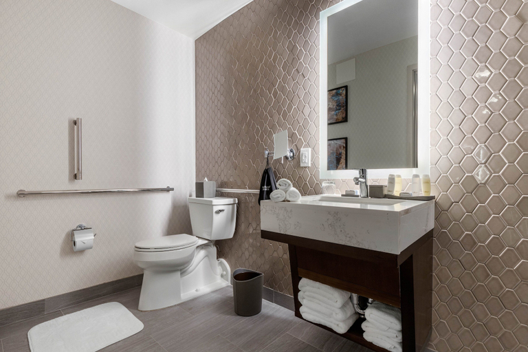 Bathroom 29