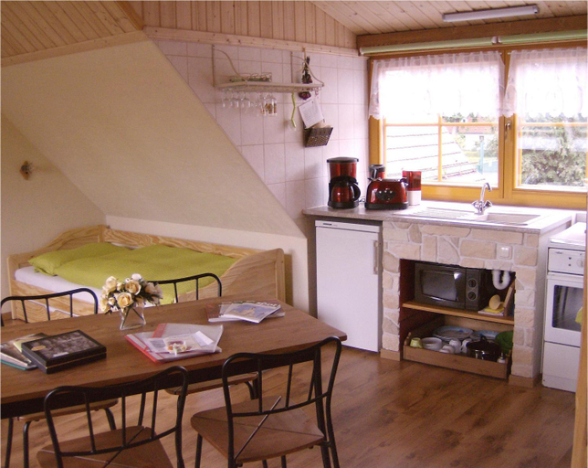 Others 5, Gastezimmer am Marchenbrunnen, Dresden