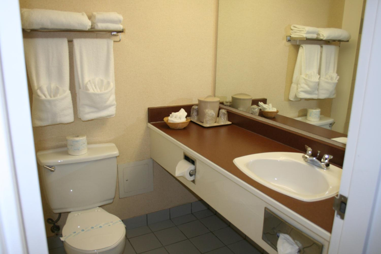Bathroom 2, Hotel North, Cape Breton