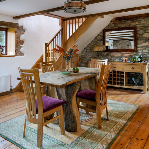 Room 4, Old Coach House in Berry Pomeroy, Devon