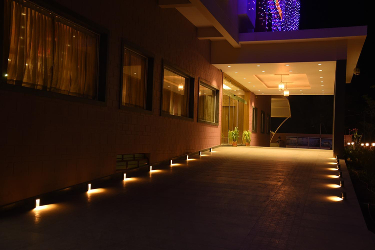 Others 5, Rathna Residency, Namakkal