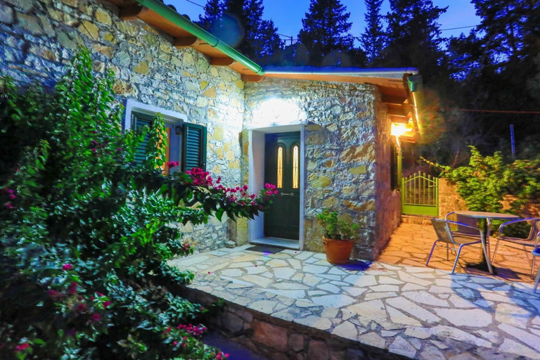 Room 2, Villa Sevi in Loggos, Ionian Islands