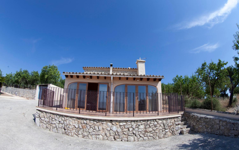 Entrance, Villa Putxet, Baleares
