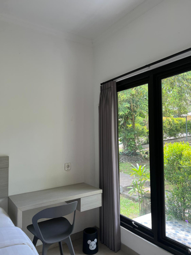 Bedroom 14
